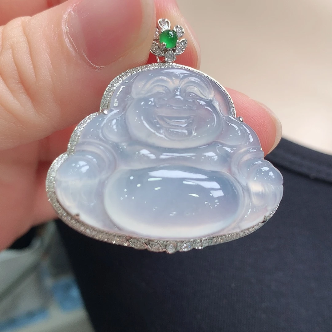 翡翠18K金镶嵌颈饰佛公