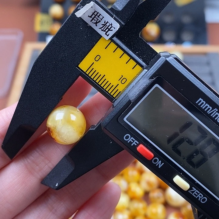 蜜蜡未镶嵌珠宝奇石蜜蜡1113