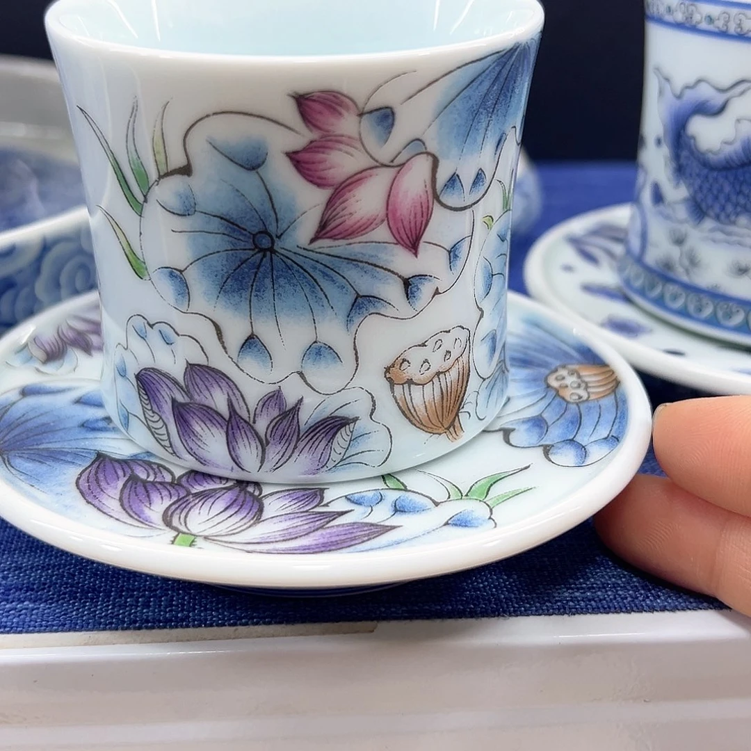 青花瓷器釉下彩手绘盖碗