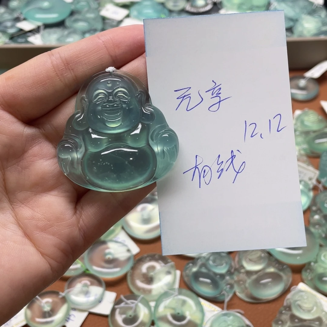 元***卦蛇纹石玉未镶嵌颈饰