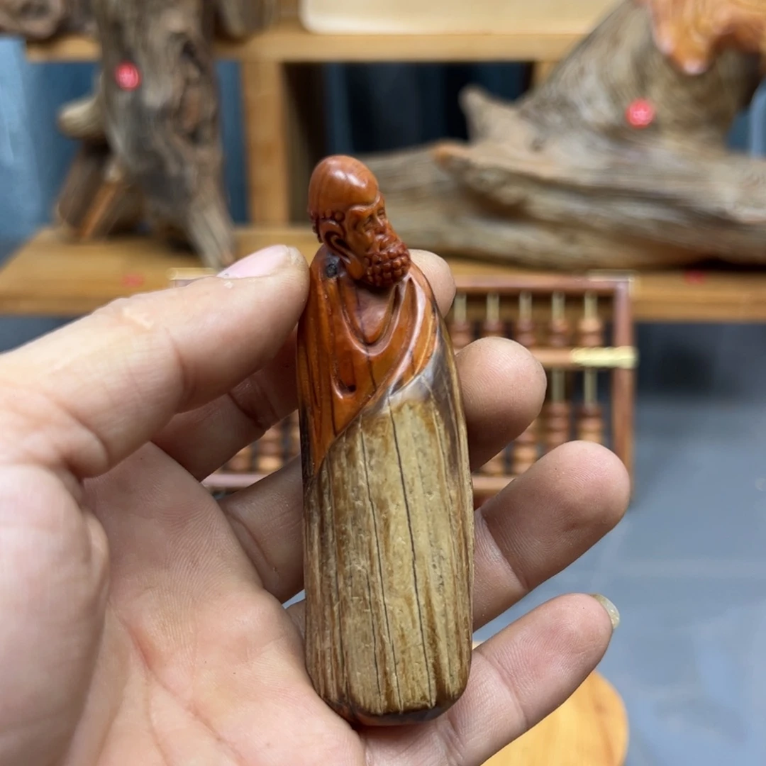 芳***竹木崖柏木摆件手把件