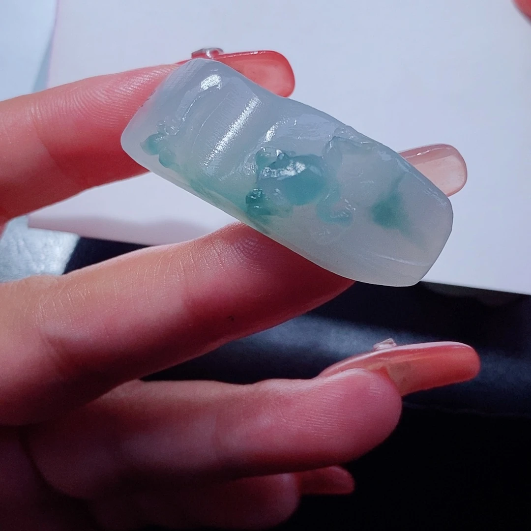 未镶嵌定制翡翠翡翠