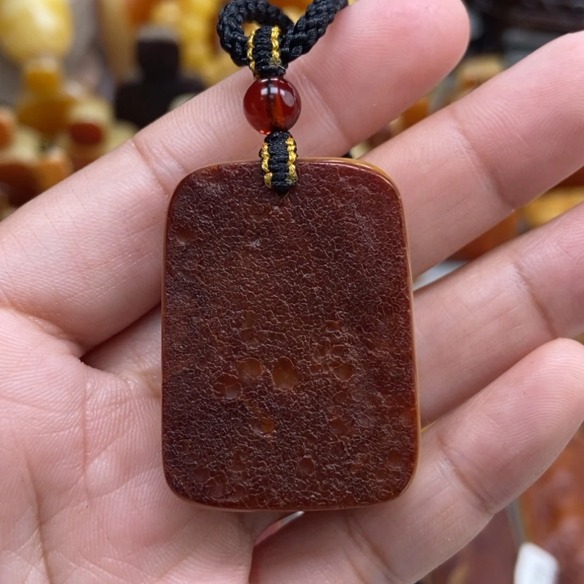 【闪购商品】琥珀颈饰未镶嵌