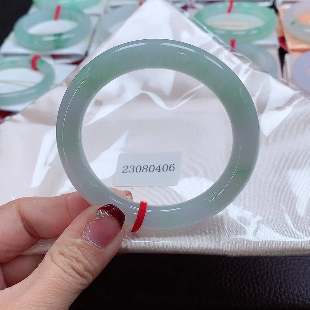 翡翠手镯（圆镯）未镶嵌落*