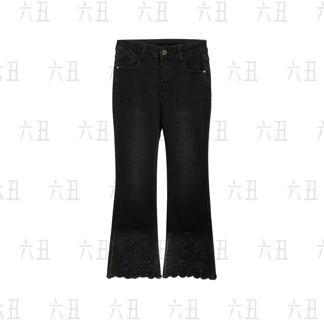 【六丑】新款时尚修身显瘦直筒裤腿梅花女士牛仔裤509NZK0055