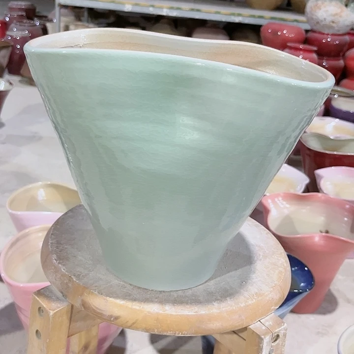 瓶口26高23 景德镇陶瓷学院