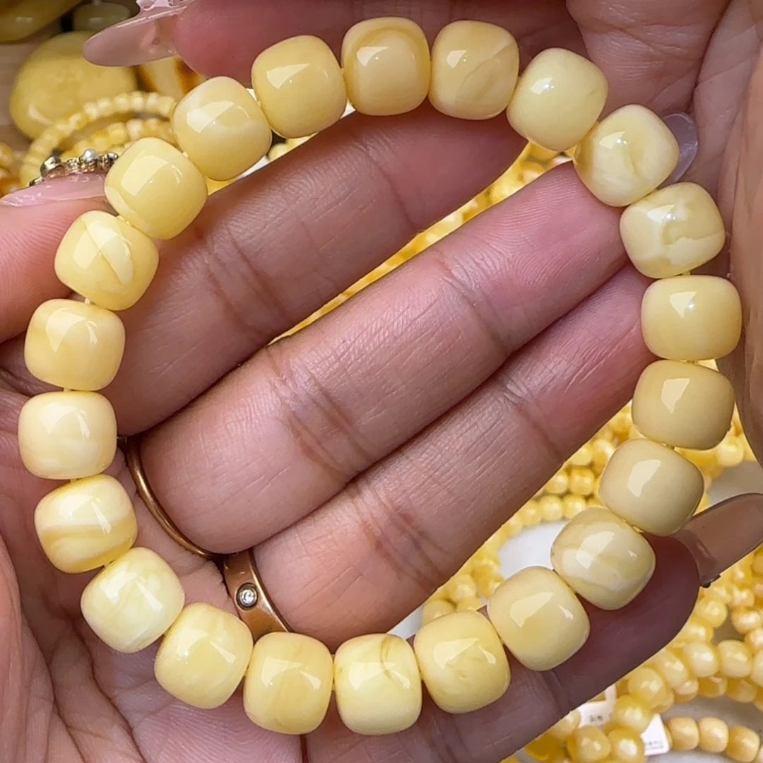 蜜蜡未镶嵌手串浓白老型手串