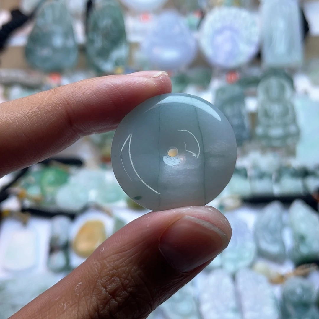 【闪购商品】颈饰未镶嵌翡翠平安扣