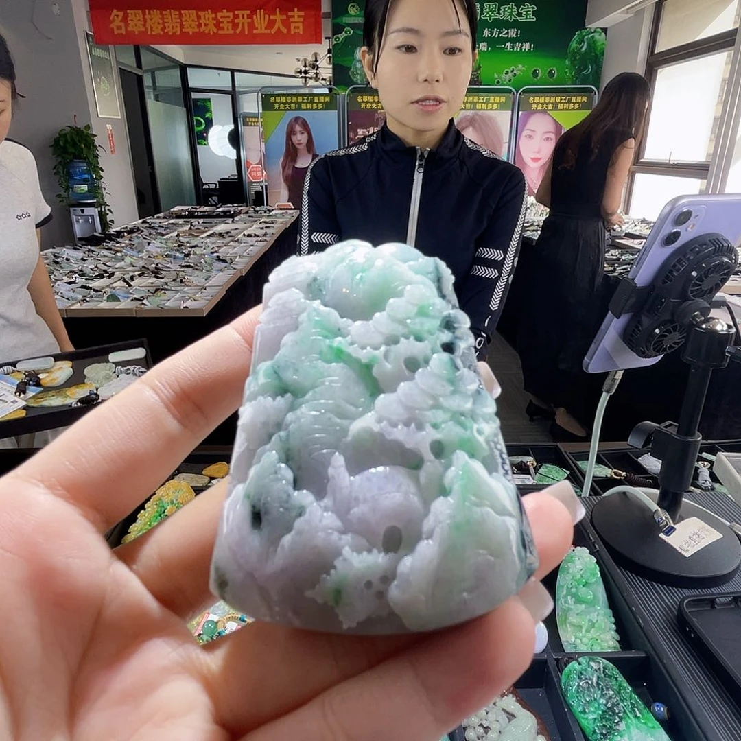 颈饰未镶嵌翡翠一