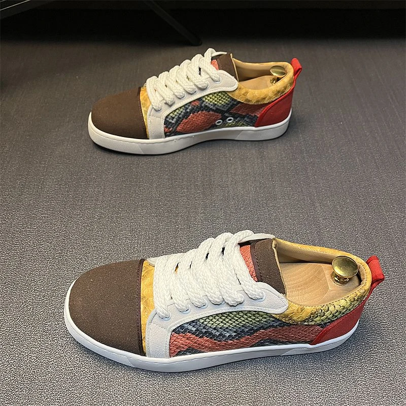 春夏季新款精神小伙休闲运动平底系带抖音网红青年滑板鞋舒适男鞋