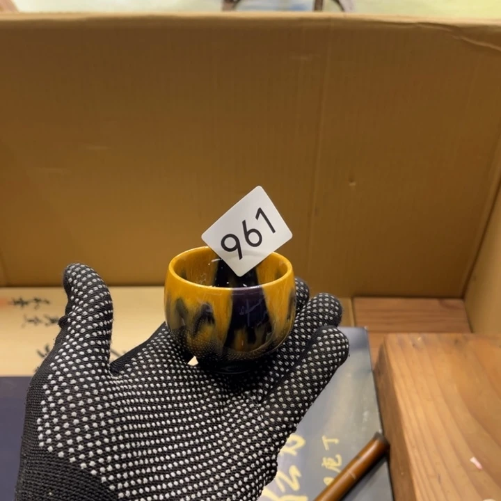 中古物品默认微瑕不退不换