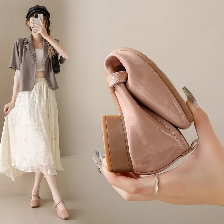 902复古玛丽珍鞋女韩版法式浅口单鞋一字带粗跟小皮鞋