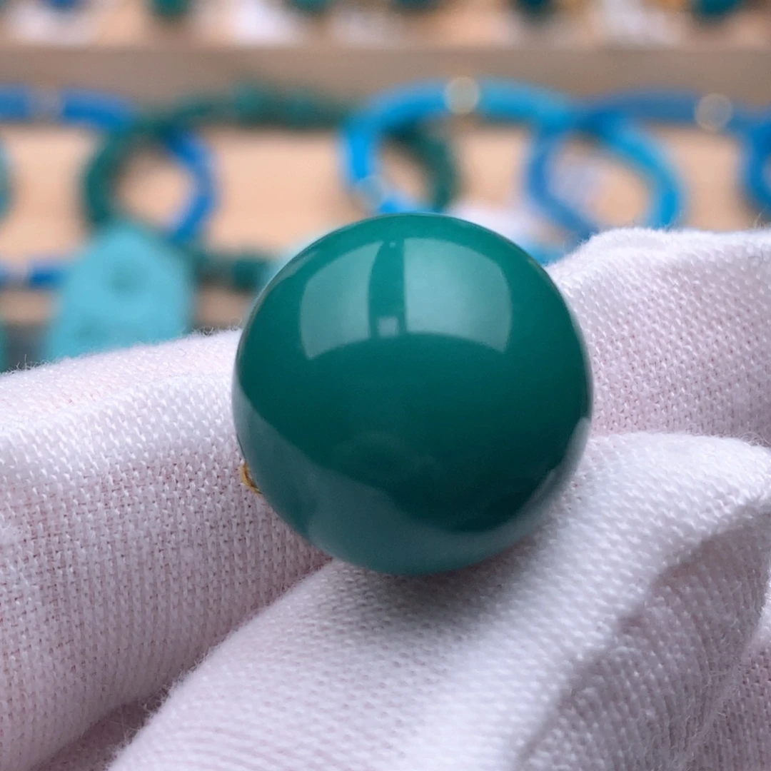 绿松石未镶嵌珠宝奇石15.8mm