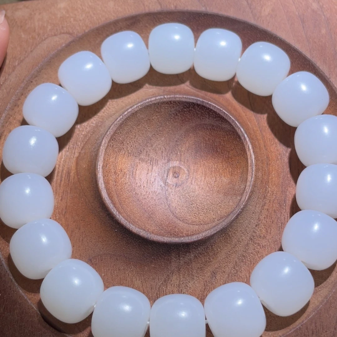 未镶嵌手链和田玉卡12