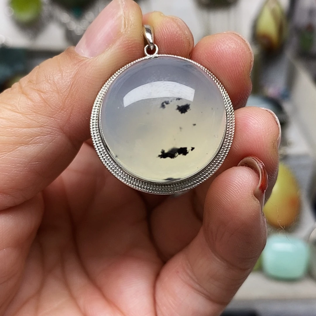 蛇纹石玉银S925镶嵌吊坠