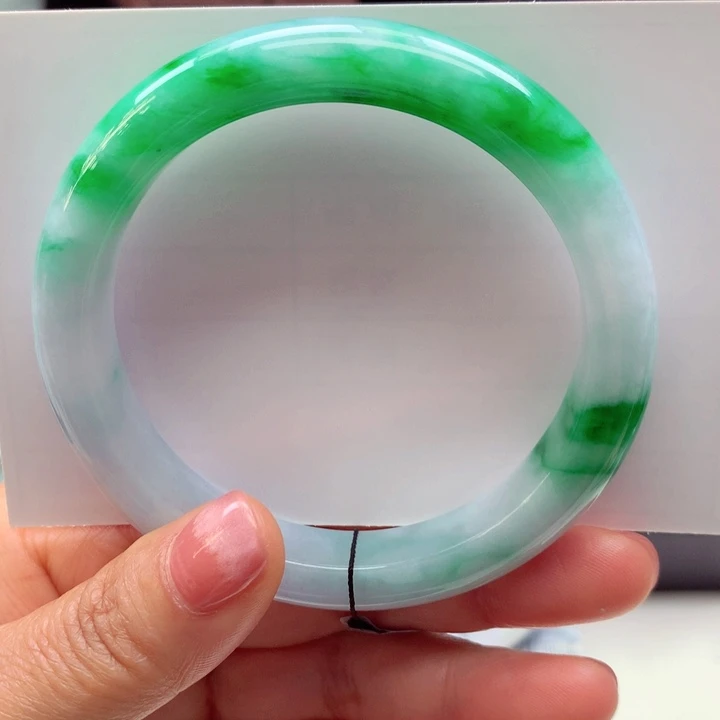 翡翠手镯未镶嵌天然缅甸A货翡翠