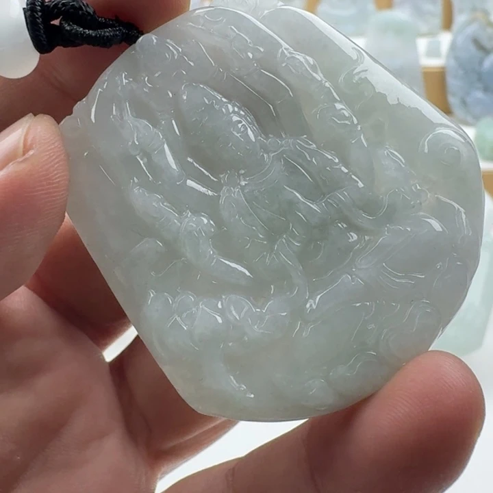 翡翠未镶嵌颈饰天然缅甸A货翡翠