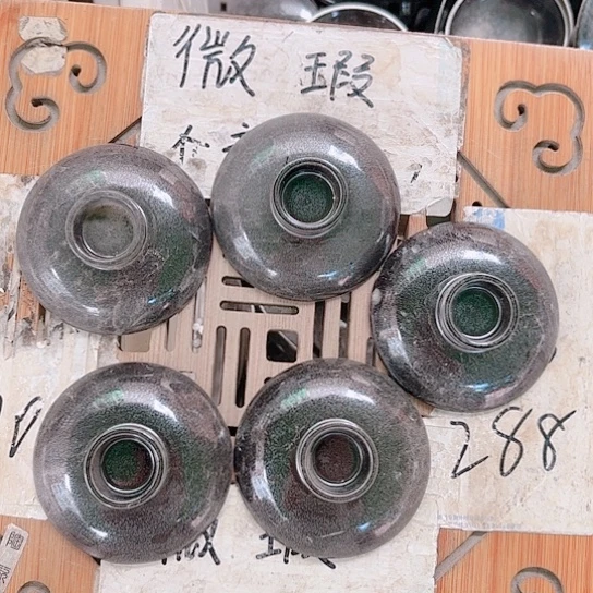 微瑕介意的勿拍，喜欢再下单，谢谢支持