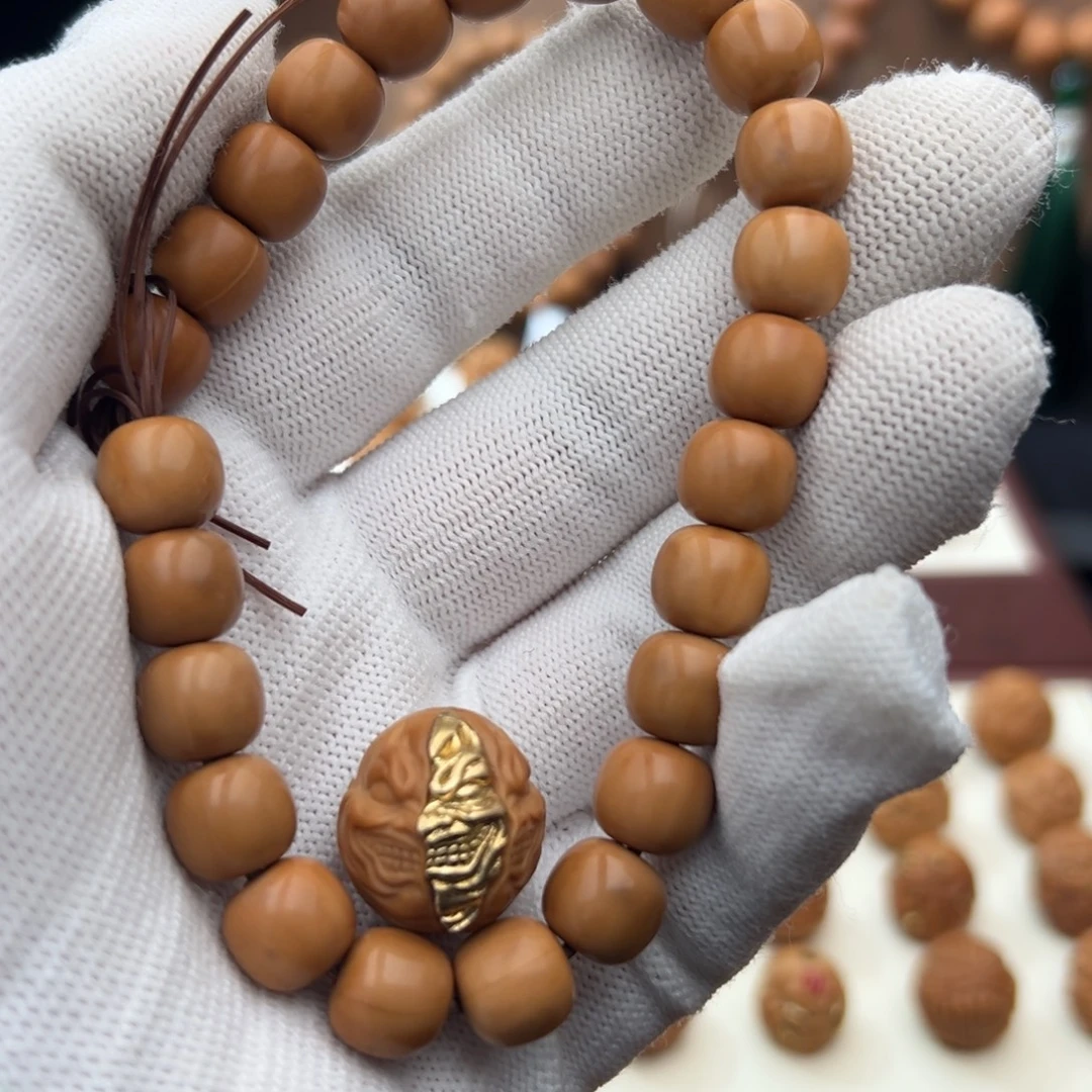 猴头核桃手串微瑕老型。全品铜撕裂