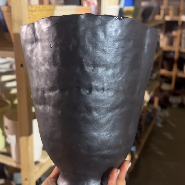 景德镇桌面陶瓷花盆