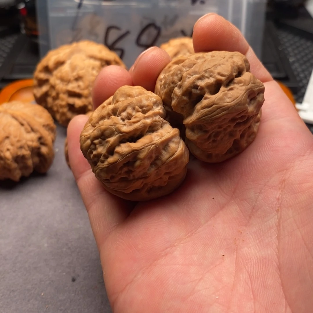 文玩核桃精品对蛤蟆头