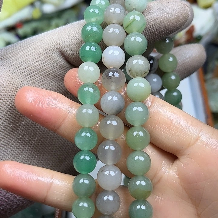 未镶嵌透闪石质玉珠宝奇石