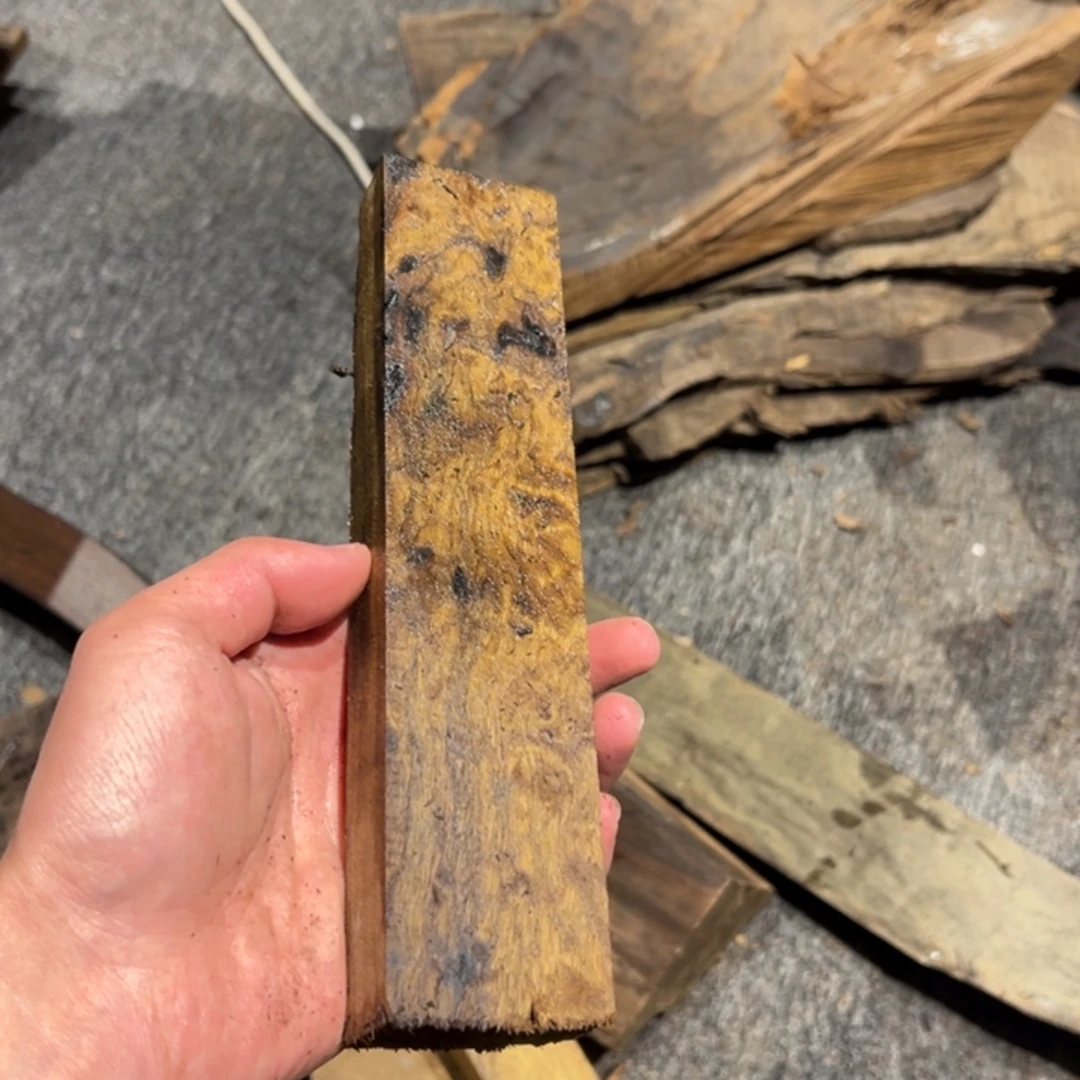 我***旅阴沉木金丝楠阴沉木原材料