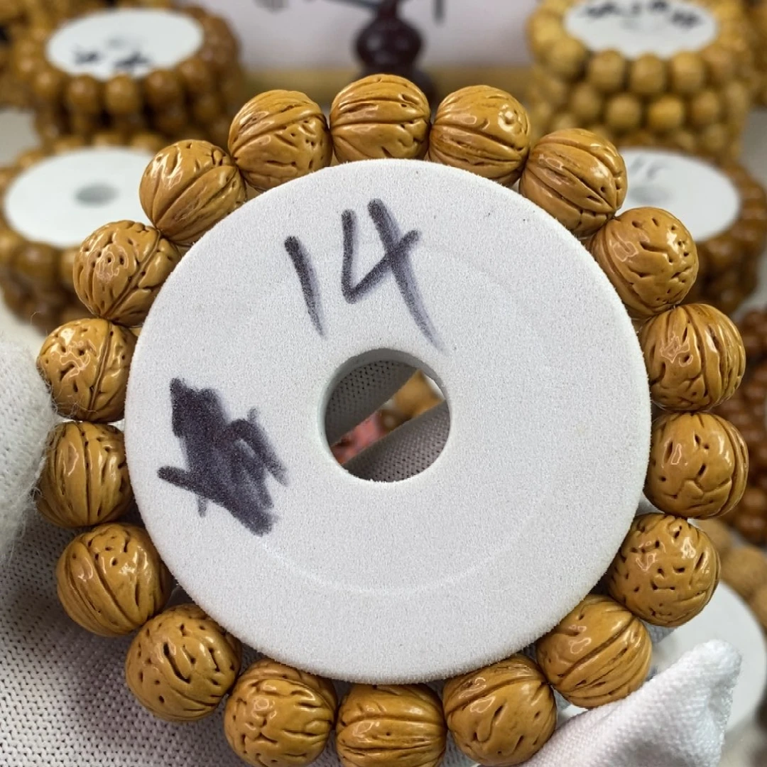 欢***工桃核手串桃核手串制作