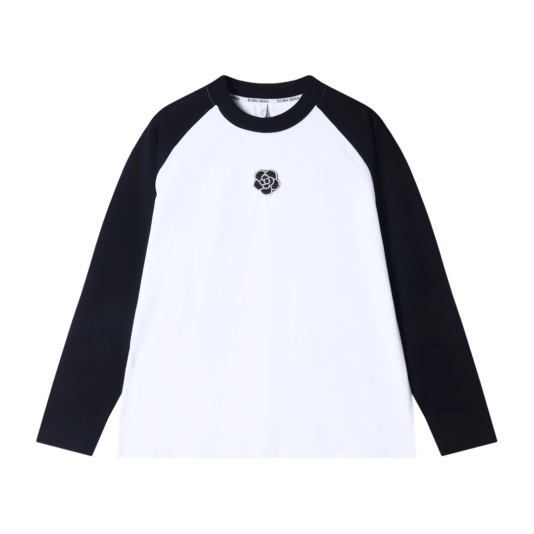 早春新款时尚个性黑白撞色玫瑰刺绣圆领长袖T恤简约休闲套头上衣