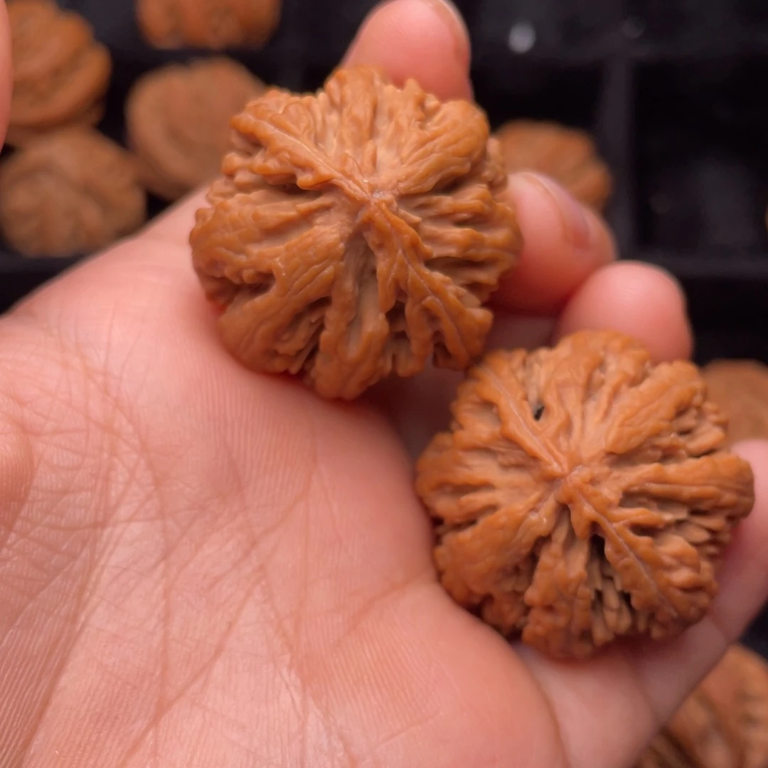吊坠文玩核桃秦岭山脉文玩核桃