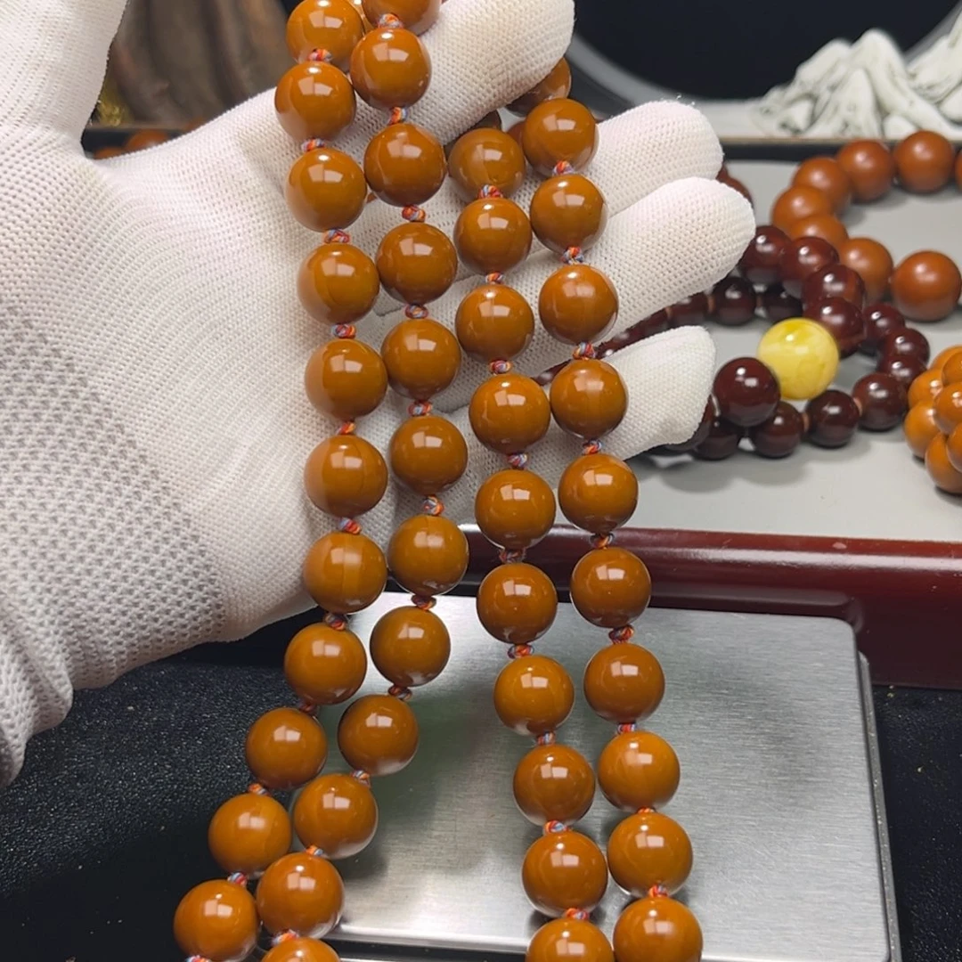 橄榄核手串华*1.35+树王脖挂铁核