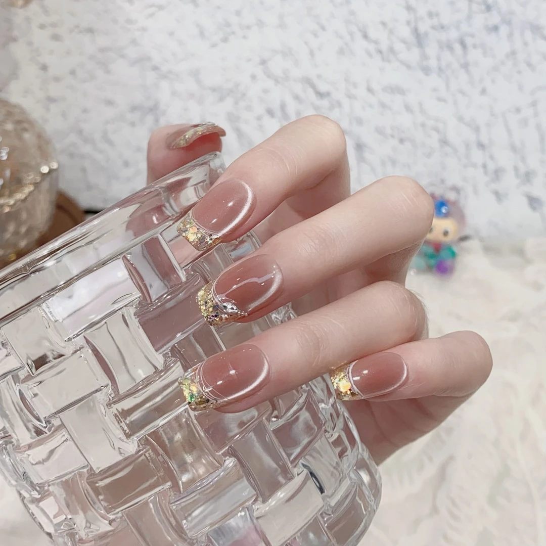 JDD【碎光拾梦】裸色亮片细闪法式显白渐变短款 纯手工穿戴甲片美甲