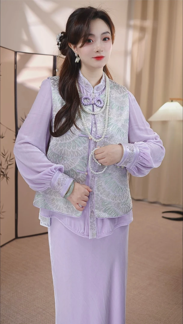 【莹羽】重工刺绣中国风圆领短款女珍珠扣马夹中式小香风国风女装