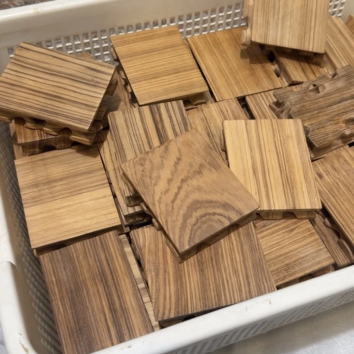 香杉木香木底座3块