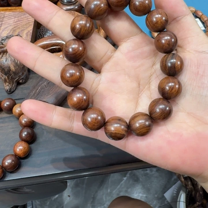 一***林有机玻璃小件物品的销售