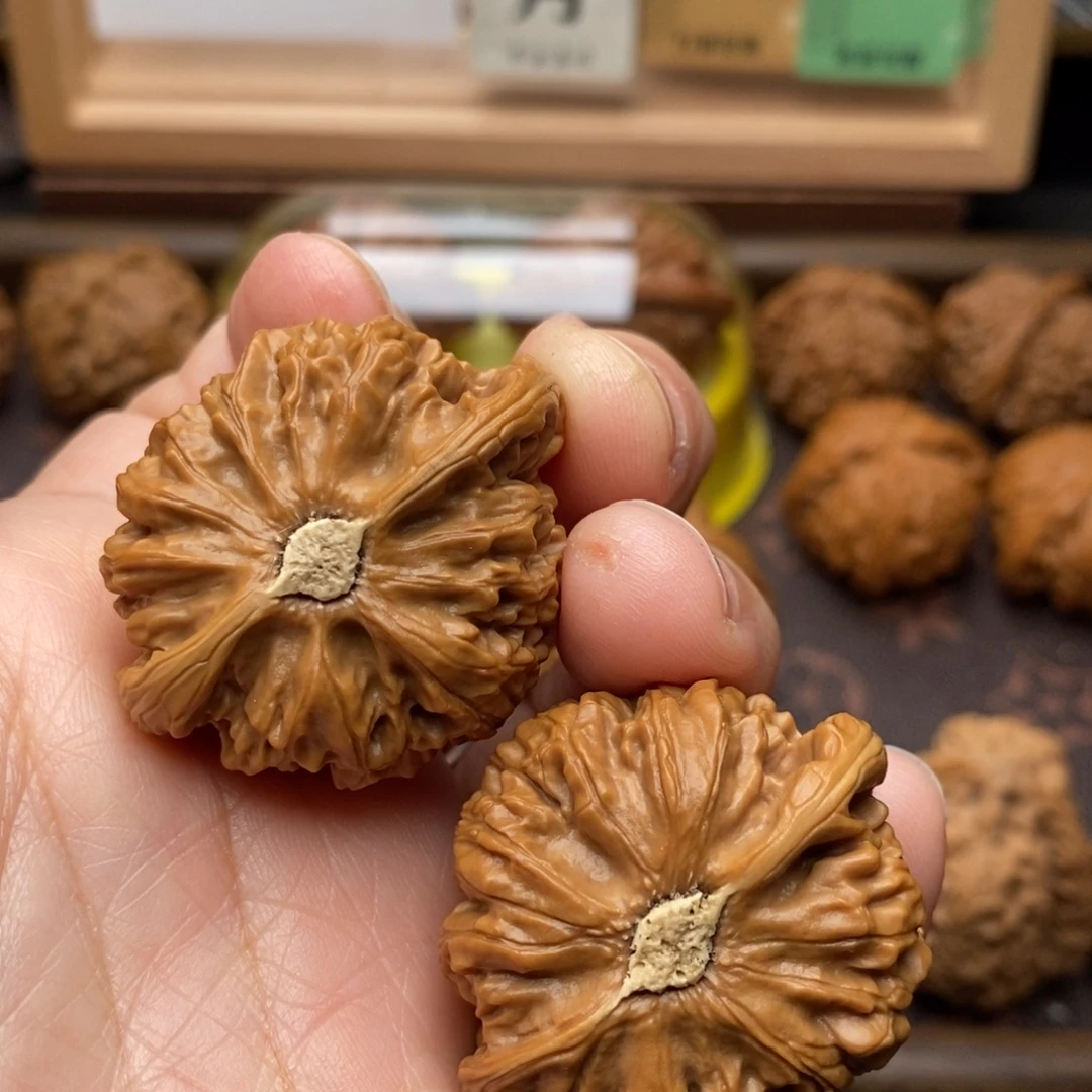文玩核桃把件宫灯39