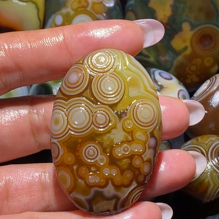 玛瑙/玉髓未镶嵌珠宝奇石13