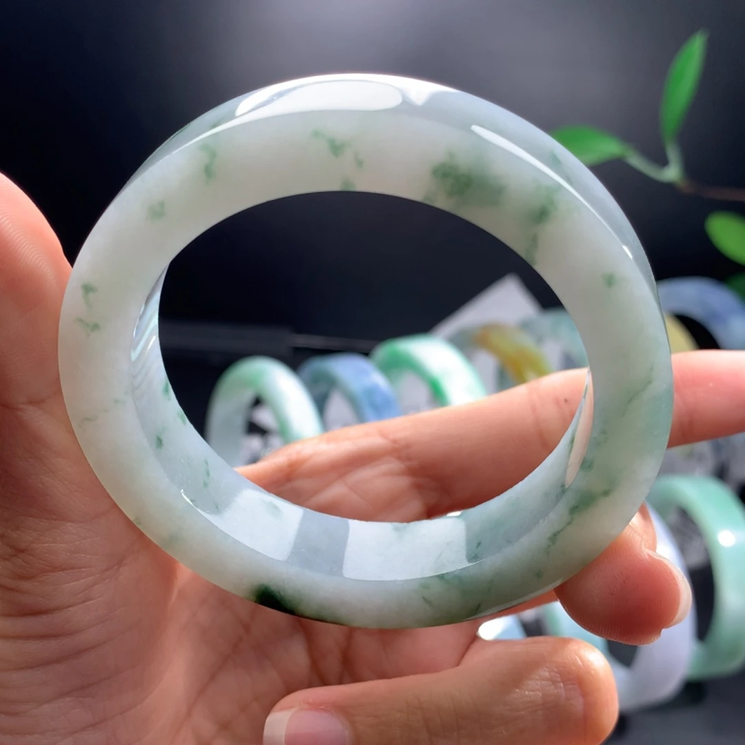 定制翡翠手镯未镶嵌