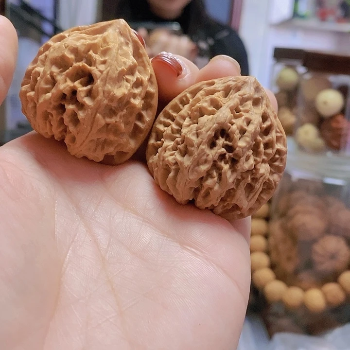 【闪购商品】文玩核桃把件39野牛