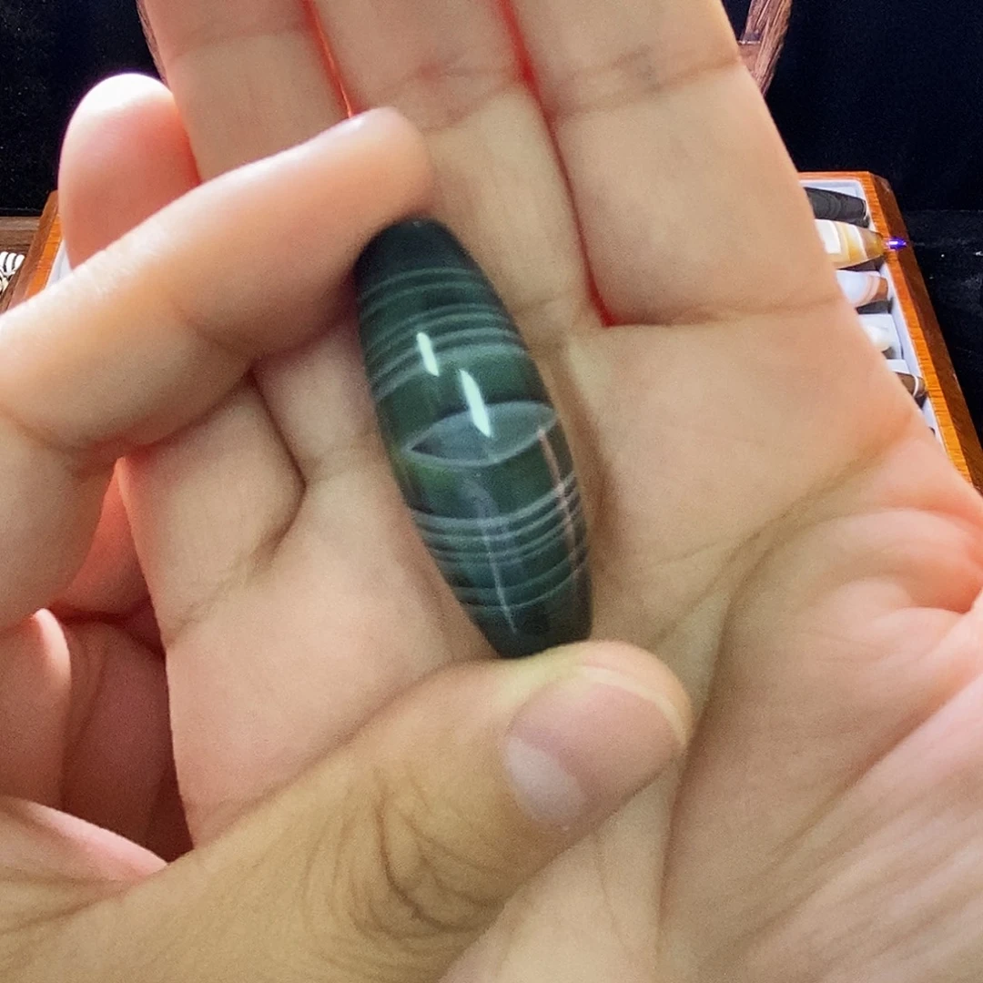 余***己玛瑙/玉髓未镶嵌颈饰