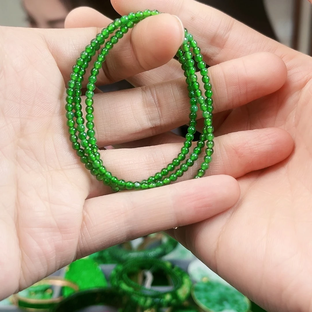 翡翠颈饰未镶嵌项链