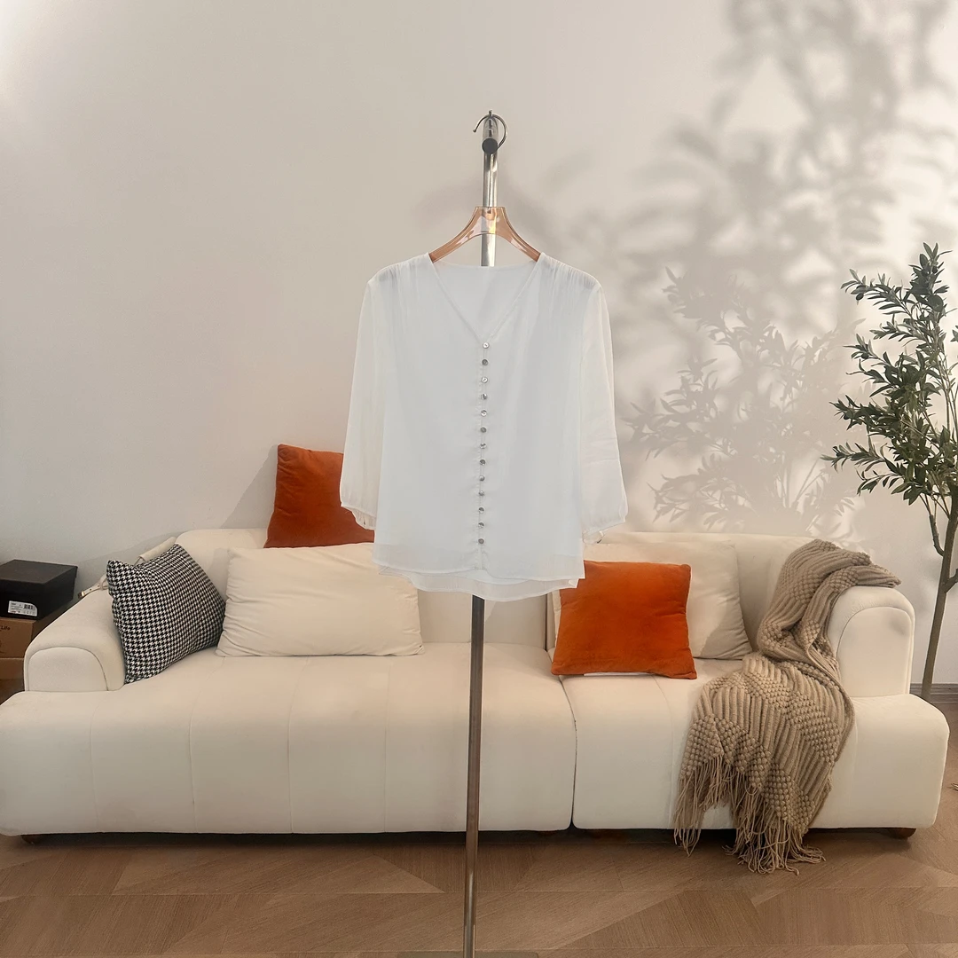 【曼姐定制】春夏季简约风圆领时尚常规款中袖气质衬衫休闲镂空2629