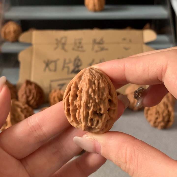 ****文玩核桃吊坠异形单只
