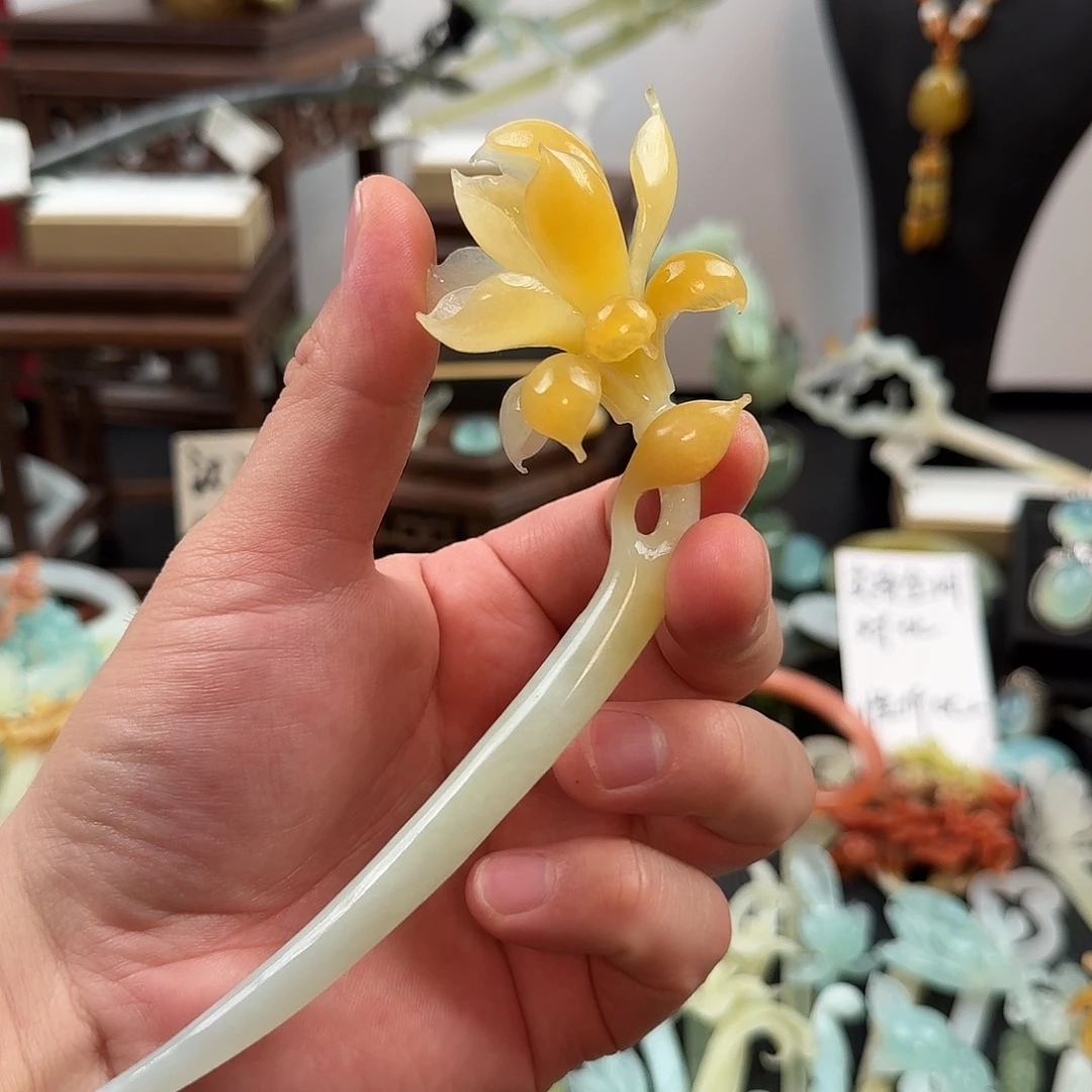 小***N蛇纹石玉未镶嵌发饰