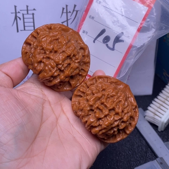 把件文玩核桃105。52官帽