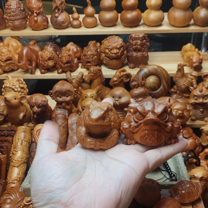 木质一*崖柏木雕。。。