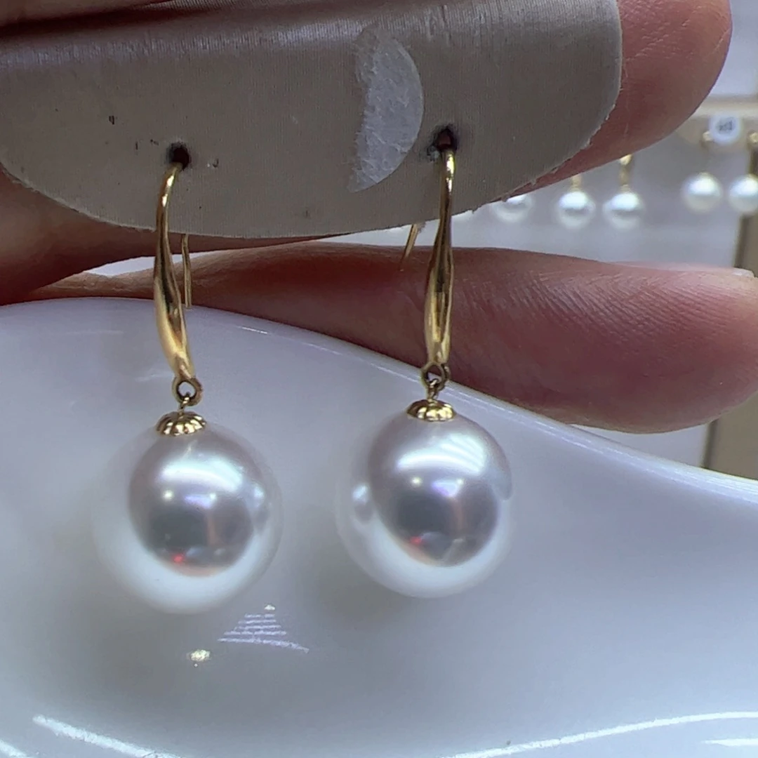 18K金镶嵌淡水珍珠耳饰