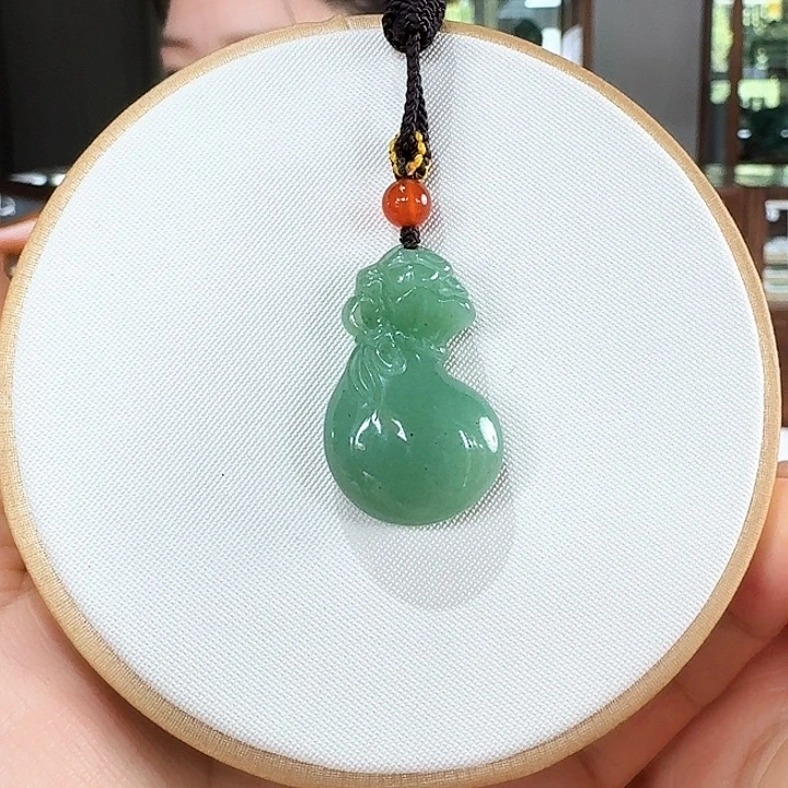 密玉（石英质玉）吊坠未镶嵌