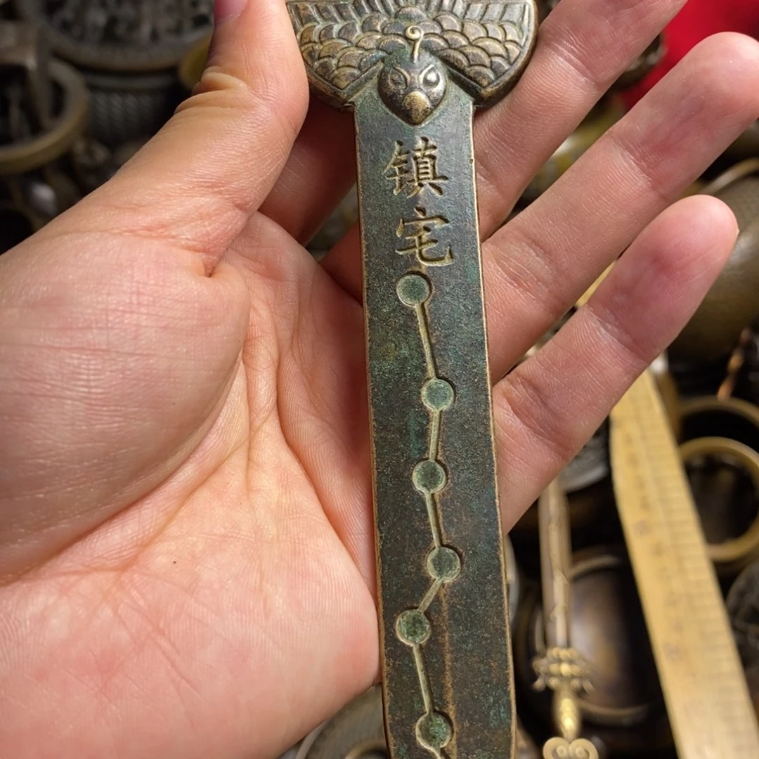 精美铜器做工精良