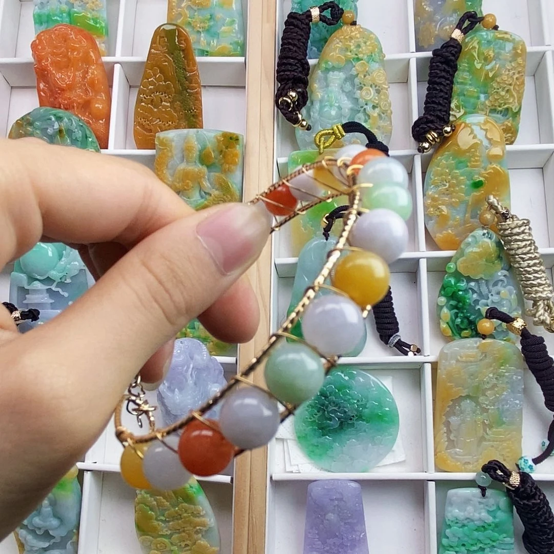 颈饰未镶嵌翡翠翡翠